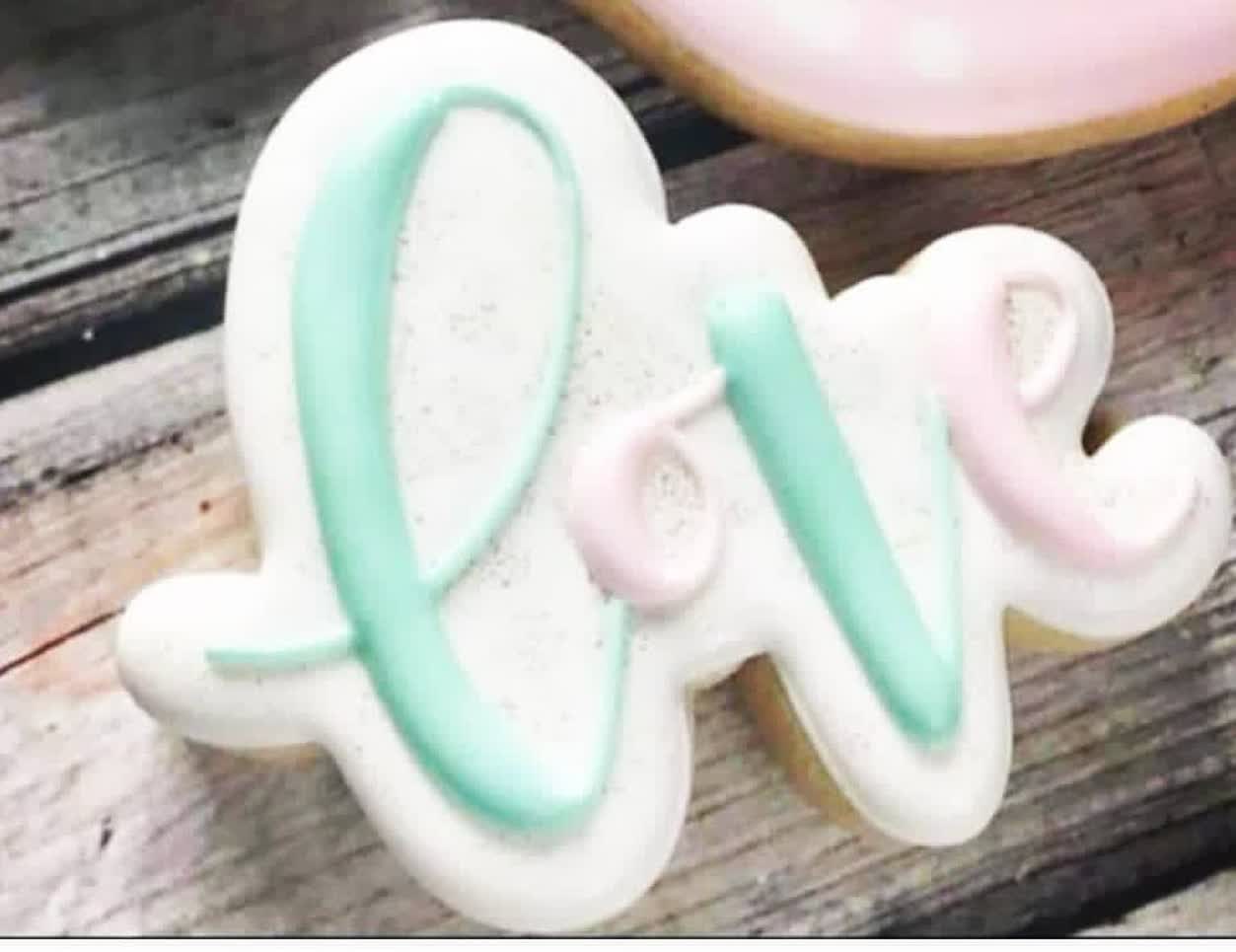 مهر و کاتر لاو